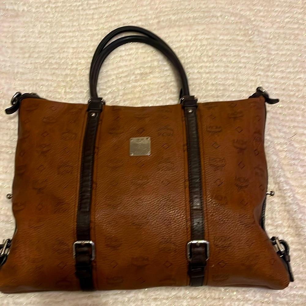 AUTHENTIC Large MCM Tote!